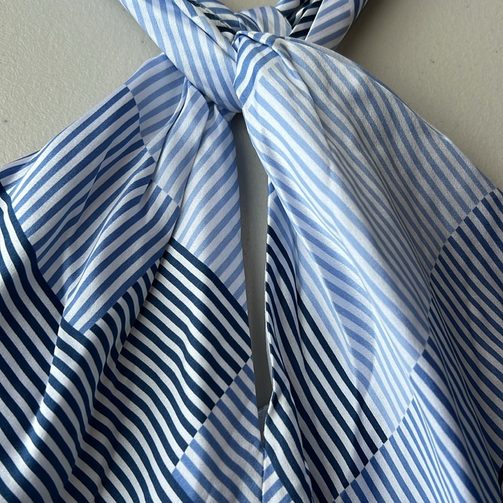 NWT 100% Silk Banana Republic Navy and White Striped Halter - Picture 7 of 8